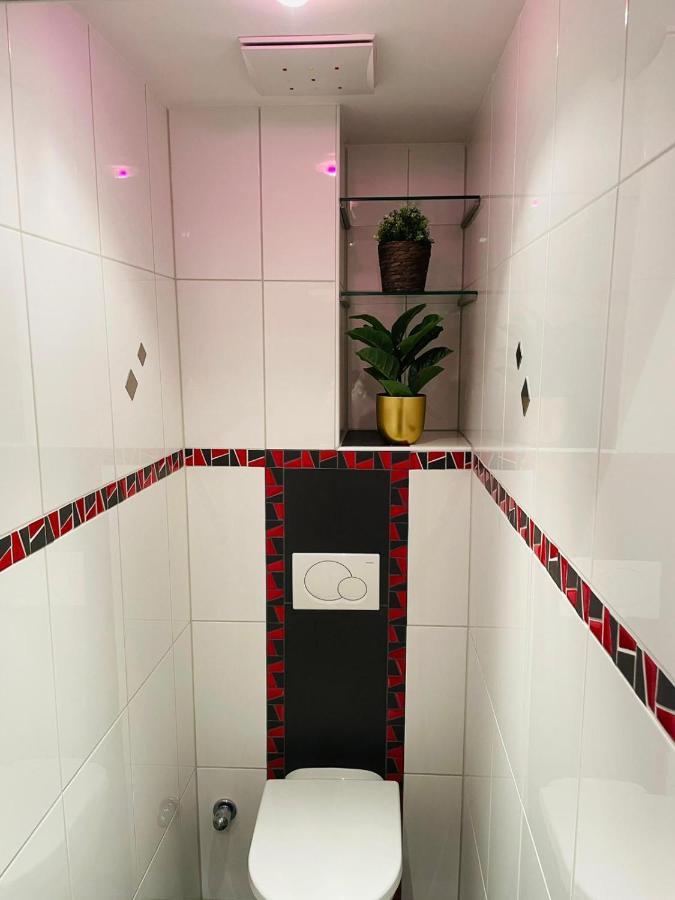 Super Deluxe Apartment - Near U6, U3 In City Center Βιέννη Εξωτερικό φωτογραφία