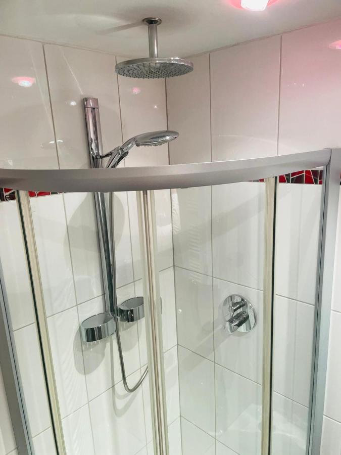 Super Deluxe Apartment - Near U6, U3 In City Center Βιέννη Εξωτερικό φωτογραφία