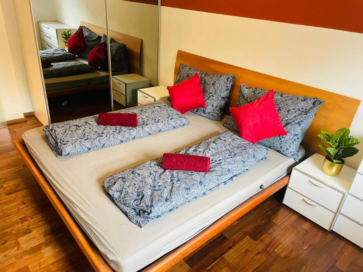 Super Deluxe Apartment - Near U6, U3 In City Center Βιέννη Εξωτερικό φωτογραφία